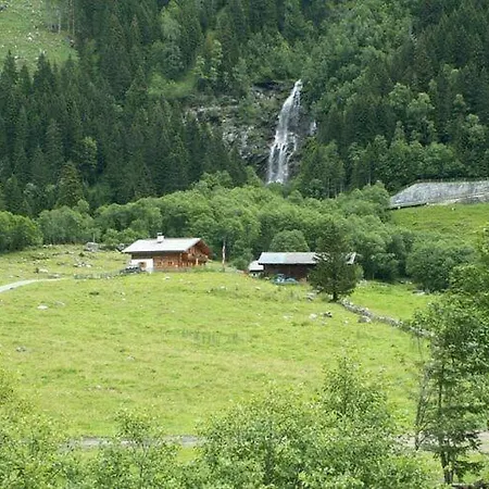 Alpine Chalet Apartment Fusch an der Grossglocknerstrasse